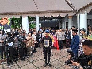 Jenazah Jusuf Manggabarani Akan Dimakamkan di TMK Polri Cikeas