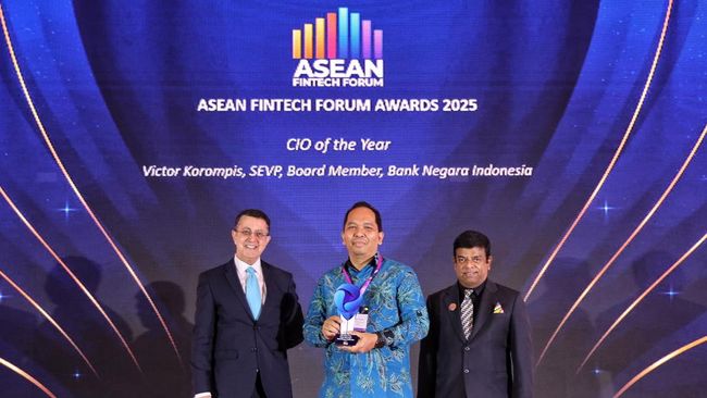 BNI Raih Penghargaan CIO of the Year di ASEAN Fintech Awards 2025