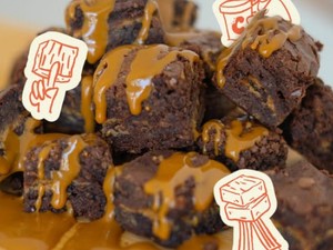 Mencicipi Brownies Viral Jualan Jennifer Coppen