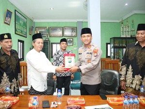 Perkuat Sinergi, Kapolres Lamongan Silaturahmi ke PCNU Babat