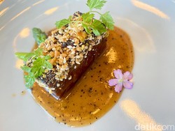 Kolaborasi Dua Chef Kaliber Michelin Sajikan Hidangan Kanton Premium Kolaborasi Dua Chef Kaliber Michelin Sajikan Hidangan Kanton Premium