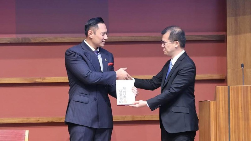 Menteri Koordinator Bidang Infrastruktur dan Pembangunan Kewilayahan, Agus Harimurti Yudhoyono (AHY), hadir sebagai keynote speaker dalam acara Southeast Asia Summit on Prosperity and Sustainability di Stanford University, California, Amerika Serikat pada Selasa (19/5/2025). (Instagram/agusyudhoyono)