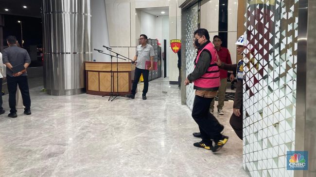 Investor Publik Sritex Gigit Jari, Duit Rp 1,19 T Terancam Hilang