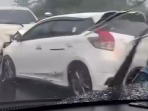 5 Mobil Tabrakan Beruntun di Tol Padaleunyi, Tak Ada Korban