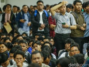 Keluh Pelamar Terjegal Usia di Job Fair, 30 Tahun Sudah Dianggap Tua