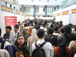 Sudah Drop CV ke Sana-sini, Pelamar 40 Tahun Pusing Cari Kerja di Job Fair Sudah Drop CV ke Sana-sini, Pelamar 40 Tahun Pusing Cari Kerja di Job Fair