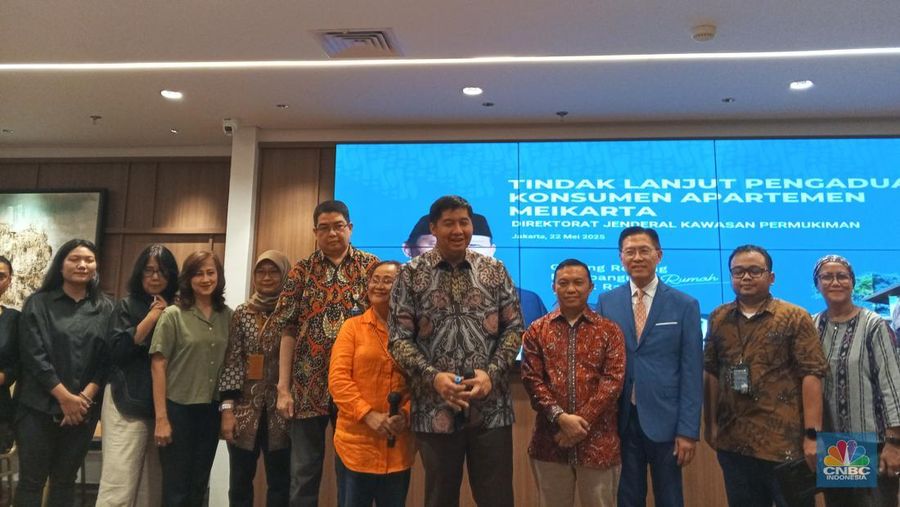 Menteri Perumahan dan Kawasan Permukiman Maruarar Sirait (Ara) mempertemukan para korban pembelian apartemen Meikarta dengan bos Lippo Group James Riady, Kamis (22/5/2025). (CNBC Indonesia/Robertus Andrianto)