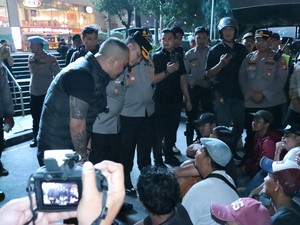 Razia Parkir Liar di Mal Kawasan Jakbar, 11 Orang Diamankan
