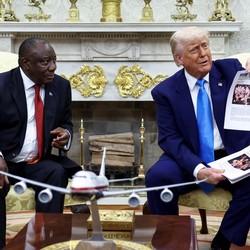 Ruang Oval Memanas! Trump Ungkit Genosida Putih, Afsel Membantah Keras
