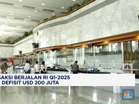 Video: Transaksi Berjalan RI Q1-2025 Cetak Defisit USD 200 Juta
