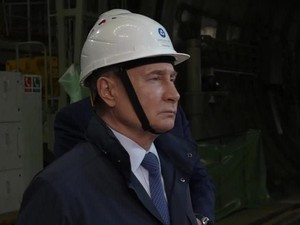 Video: Putin Kunjungi PLTN di Kursk setelah Rusia Pukul Balik Militer Ukraina