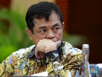 Dirjen Bea Cukai, Djaka Budi Utama saat Konferensi Pers APBN KITA bulan Mei 2025. (CNBC Indonesia/Muhammad Sabki)