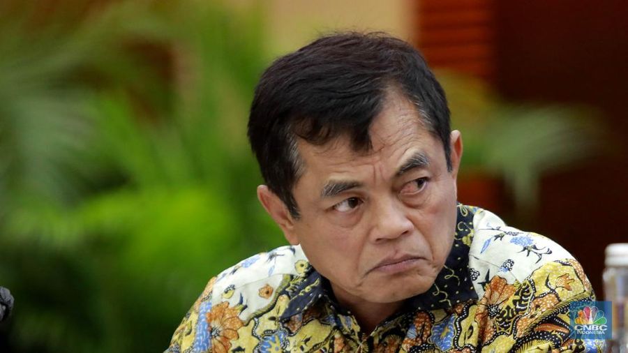 Dirjen Bea Cukai, Djaka Budi Utama saat Konferensi Pers APBN KITA bulan Mei 2025. (CNBC Indonesia/Muhammad Sabki)