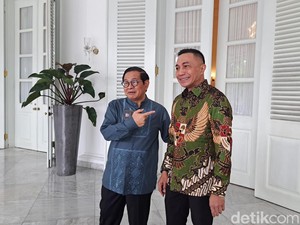 Dharma Pongrekun is Back! Titip Pesan Saat Temui Pramono di Balai Kota