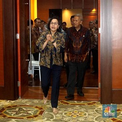 Setoran Negara Melonjak Hampir Rp300 T, APBN Surplus Rp4,3 T