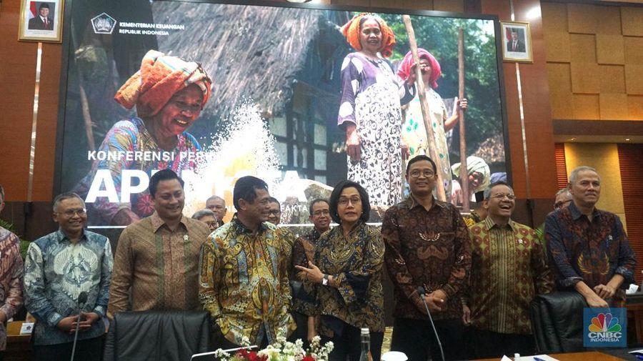Konferensi Pers APBN KITA bulan Mei 2025. (CNBC Indonesia/Muhammad Sabki)