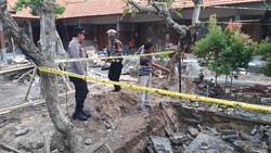 Hendak Ambil Minum, Kuli Asal Jember Tewas Tertimpa Tembok di Denpasar