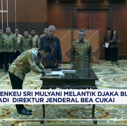 Video: Srimul Lantik Dirjen Bea Cukai dari Militer Setelah 37 Tahun