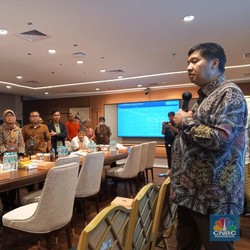Menteri Ara Lagi-Lagi Ngomong Siap Direshuffle, Ada Apa?