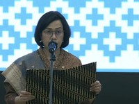 Sri Mulyani Lantik Bimo Jadi Dirjen Pajak & Djaka Dirjen Bea Cukai