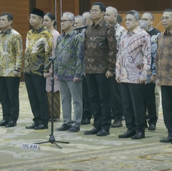 Momen Sri Mulyani Lantik Bimo, Djaka & Sederet Dirjen Baru Kemenkeu