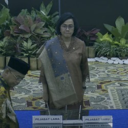 Lantik Bimo Jadi Dirjen Pajak, Sri Mulyani Terima Kasih ke Airlangga