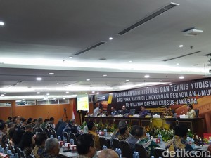 Ketua MA Ingatkan Hakim Bukan Malaikat: Tapi jangan Jadi Setan