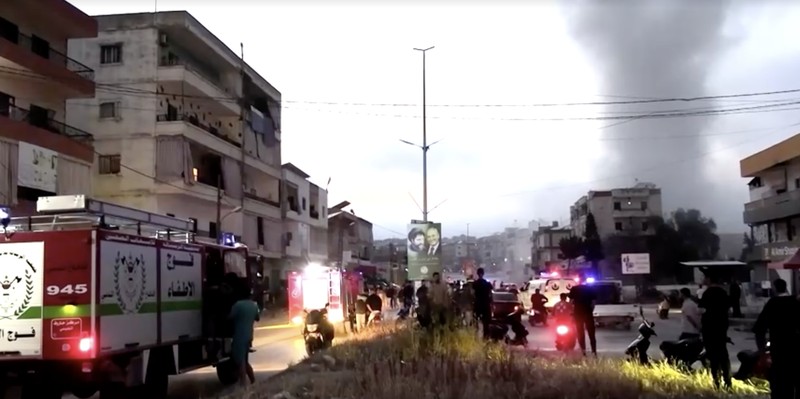Suasana yang terjadi setelah Israel mengeluarkan peringatan evakuasi, di Toul, distrik Nabatieh, Lebanon selatan, Kamis (22/5/2025). (REUTERS/Ali Hankir)