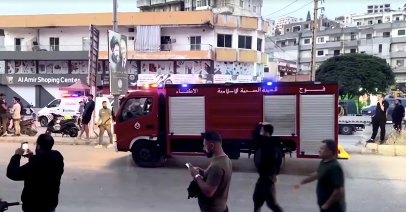 Suasana yang terjadi setelah Israel mengeluarkan peringatan evakuasi, di Toul, distrik Nabatieh, Lebanon selatan, Kamis (22/5/2025). (REUTERS/Ali Hankir)