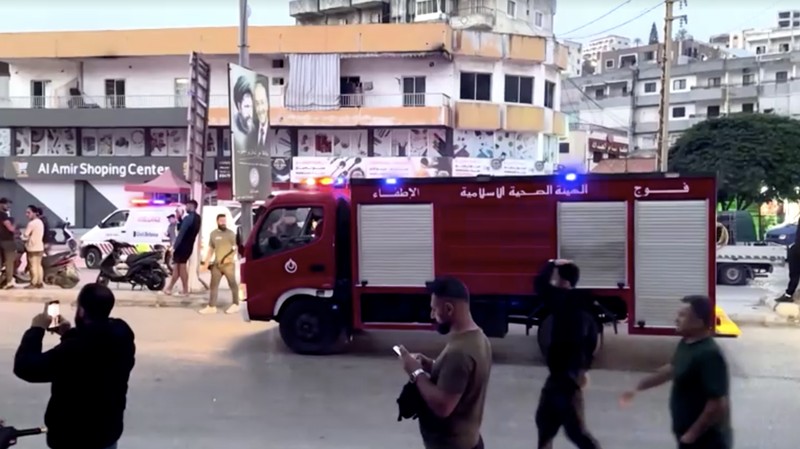 Suasana yang terjadi setelah Israel mengeluarkan peringatan evakuasi, di Toul, distrik Nabatieh, Lebanon selatan, Kamis (22/5/2025). (REUTERS/Ali Hankir)