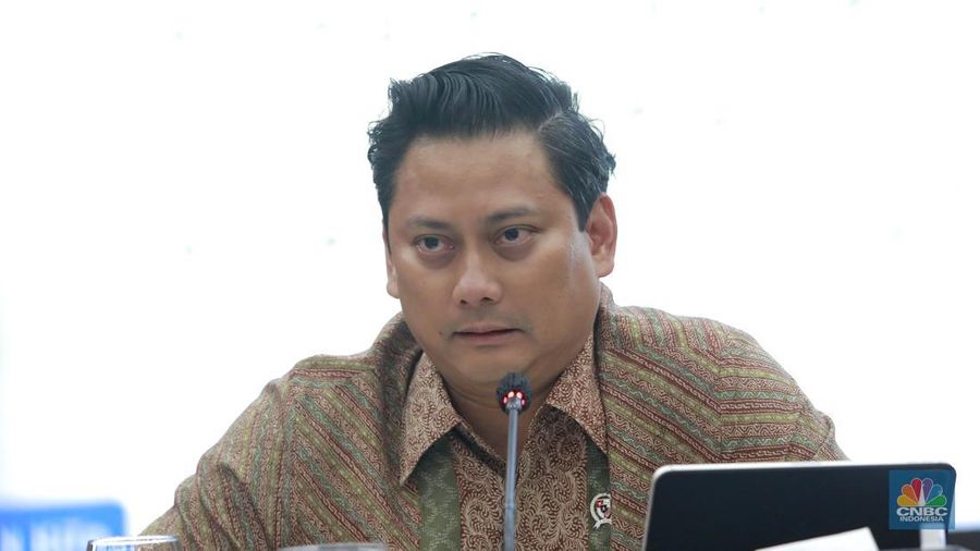 Wakil Menteri Keuangan RI, Thomas Djiwandono saat Konferensi Pers APBN KITA bulan Mei 2025. (CNBC Indonesia/Muhammad Sabki)