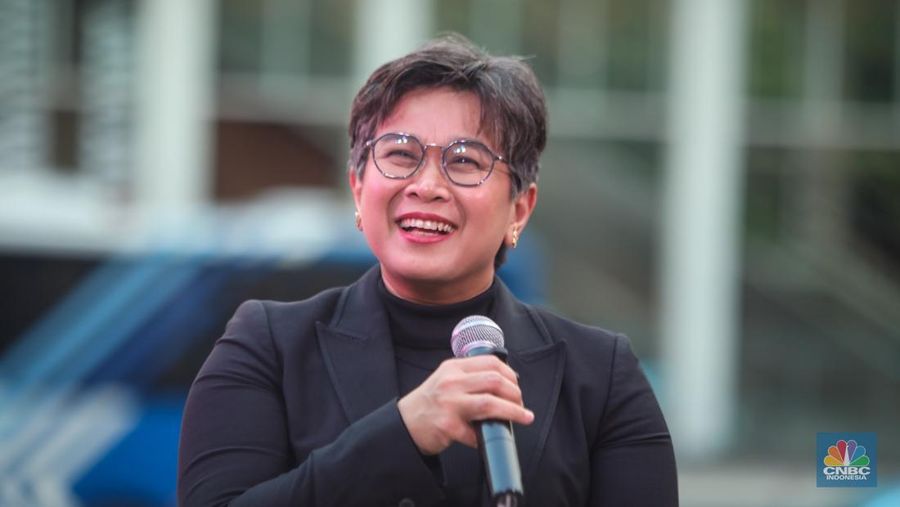 Direktur Pengembangan Usaha INALUM, Melati Sarnita menyampaikan paparan dalam acara Top Women Fest CNBC Indonesia 2025 di Anjungan Sarinah, Jakarta, Sabtu (24/5/2025). (CNBC Indonesia/Faisal Rahman)