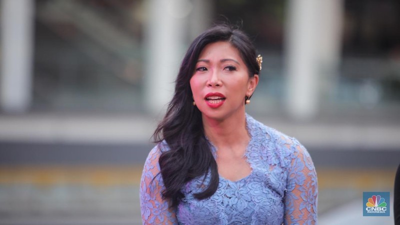 Direktur Utama Injourney, Maya Watono menyampaikan paparan dalam acara Top Women Fest CNBC Indonesia 2025 di Anjungan Sarinah, Jakarta, Sabtu (24/5/2025). (CNBC Indonesia/Faisal Rahman)