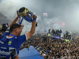 Ucapan Selamat dari Solo untuk Bandung yang Lagi Pesta Juara