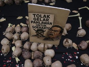 Video: Lintas Aktivis Tolak Usulan Soeharto Jadi Pahlawan Nasional