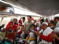 Gibran Turun Gunung Pantau Langsung Keberangkatan Jemaah Haji