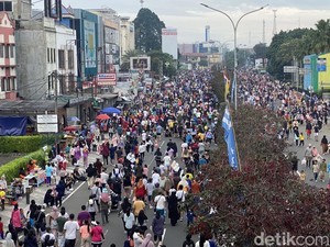 Ramainya Car Free Day Depok Bikin Warga Susah Jogging