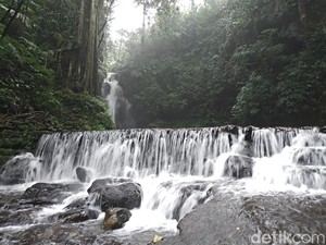 5 Curug Eksotis di Kuningan, Cocok Buat Healing