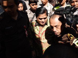 Bebas Bersyaratnya Pengganda Uang Dimas Kanjeng Taat Pribadi