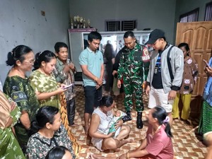 Bayi Laki-laki Terbungkus Bedong Pink Ditemukan di Rumah Warga OKU Timur