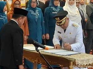 Menang PSU, Al Haris Lantik Dedy-Dayat Jadi Bupati dan Wakil Bupati Bungo