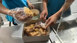 Ayam Goreng Widuran Nonhalal karena Minyak Gorengnya, Ini Kata Pegawai