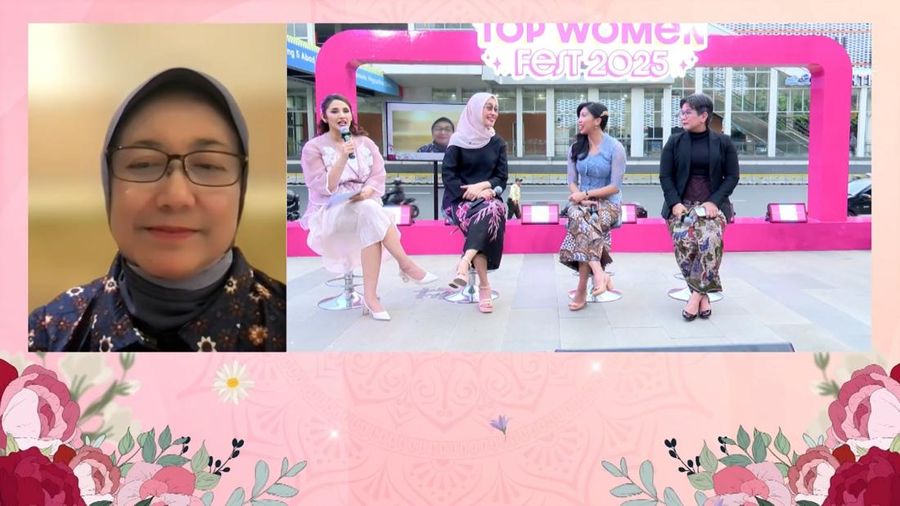 Deputi Bidang Ekonomi dan Transformasi Digital Kementerian PPN/Bappenas, Vivi Yulaswati menyampaikan paparan secara virtual dalam acara Top Women Fest CNBC Indonesia 2025, Sabtu (24/5/2025). (CNBC Indonesia)