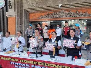 WN Aussie Jaringan Narkoba Internasional Ditangkap, 1,7 Kg Kokain Disita