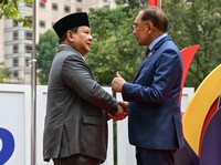 PM Malaysia Minta ASEAN Bertemu Trump, Begini Sikap Indonesia