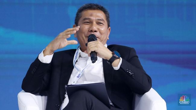 Ada Perang Tarif, Pelindo Optimis Arus Peti Kemas Tetap Tumbuh di 2025