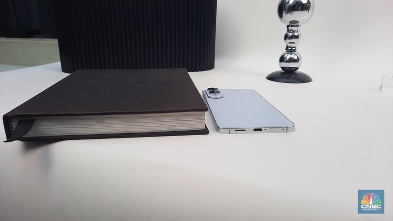 Samsung Galaxy S25 Edge. (CNBC Indonesia/Novina)