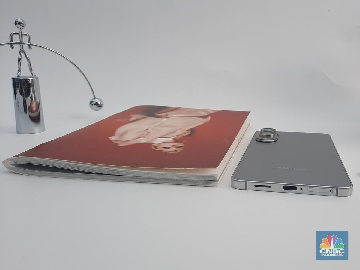 Samsung Galaxy S25 Edge: Ponsel Paling Tipis dengan Baterai Efisien di Indonesia