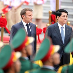 Macron Tur Asean, Vietnam Borong Airbus hingga Kerja Sama Nuklir