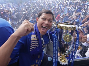 Profil Adam Alis, Pemain yang Baru Juara Setelah Gabung Persib